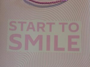 Onlysmile bærepose som merchandise